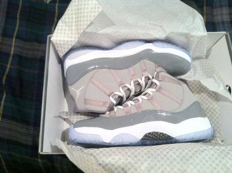 Jordan 11s Cool Grey, Cool Grey 11s Outfits, Cool Grey 11s, Grey 11s, Nike Shoes Photo, Cool Greys, Jordan 11s, Back To School Shoes, Trendy Shoes Sneakers