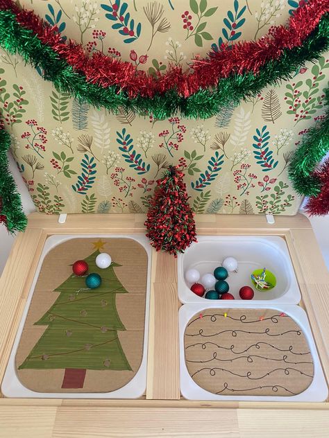 Flisat Table Activities Winter, December Sensory Table, Christmas Flisat Table, Flisat Christmas, Christmas Sensory Table, Flisat Table, Christmas Activities For Toddlers, Toddler Sensory Bins, Preschool Christmas Activities