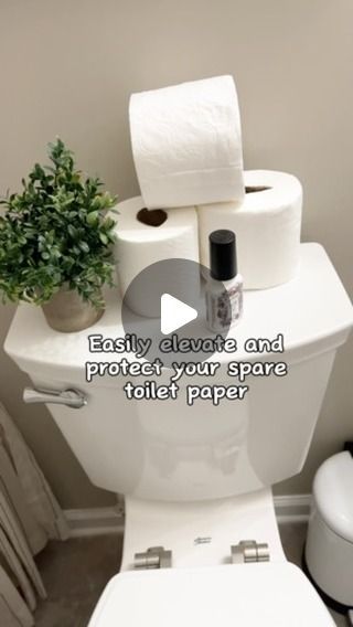 Debbie Sandler | Cleaning, Organizing, Home Tips on Instagram: "Storage Hack Fall Edition … This is my favorite hack for guest bathrooms or powder rooms with nowhere to store extra 🧻 but on the tank. 

It keeps it clean, and tidy, plus your guests will love the decorative touch. I picked these Fall Themed paper napkins up at Dollar Tree last year so it’s budget friendly too! 

Are ya getting the Fall Feels yet? 🍁🎃👻

#falliscoming #fallvibes #autumn #autumnvibes summerisover #homehacks #hacks #lifehacks #hometips #holidayready #toiletpaper #organized #cleanhome #housekeeping" Toilet Paper Origami, Storage Hack, Organizing Home, Hacks Lifehacks, Room Hacks, Dollar Store Hacks, Fall Is Coming, Home Tips, Guest Bathrooms