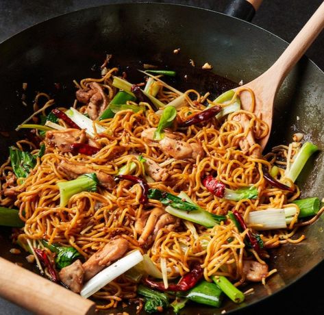 Sichuan Chilli Chicken | noodle, chicken meat | Quick and easy Sichuan Chilli Chicken Noodles | By Quick and Easy Cooking with Marion | Facebook Chilli Chicken Noodles, Pork Noodles, Chicken Noodles, Chilli Chicken, Chicken Meat, Meat Chickens, Chicken Noodle, Easy Cooking, Noodles