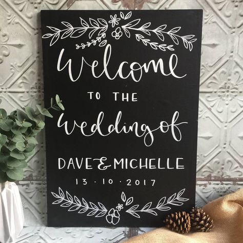 Cadre Photo Booth, Wedding Chalk, Wedding Chalkboard Signs, Calligraphy Signs, Chalkboard Lettering, Chalkboard Wedding, Chalkboard Sign, Outdoor Wedding Decorations, Wedding Welcome Sign