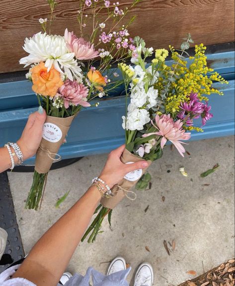 Flower Bouquet Making Party, Flower Bought, Hoco Bouquet, Plants Aesthetic, Giving Flowers, Boquette Flowers, Nothing But Flowers, Flower Therapy, No Rain