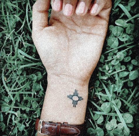 ⚡️ Tiny Tattoos Western, Small Tattoo Western, Simple Tattoos To Do On Yourself, Tiny Punchy Tattoos, Matching Longhorn Tattoos, Country Finger Tattoos, Punchy Western Hand Tattoos, Simple Tattoos Western, Zia Tattoo Women