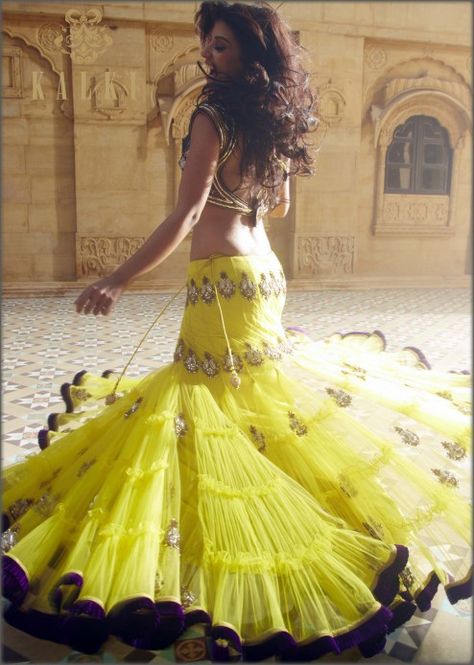 Yellow lehenga with antique embroidery by Kalki Creative Dresses, Buy Lehenga Online, Ghaghra Choli, Saree Bollywood, Yellow Lehenga, Indian Princess, Antique Embroidery, Desi Wear, Poses Women