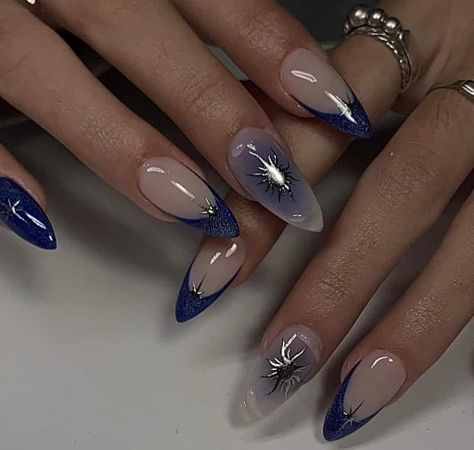 Summer Nails Tips, Nails W Glitter, Halo Nails, Ceramics Vase, Dark Blue Nails, Queen Nails, Ceramic Flower Vase, Nails Tips, Soft Nails