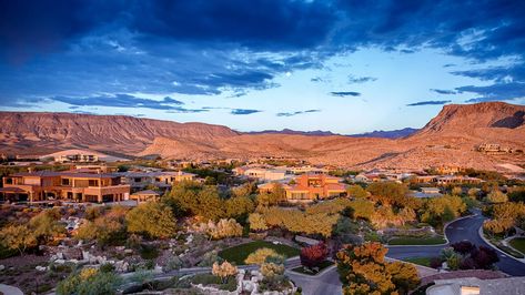 Living in Summerlin NV - The Ridges Summerlin Las Vegas, Las Vegas Luxury, Las Vegas Homes, Master Planned Community, Vegas Baby, Sun City, Vegas Strip, Best Places To Live, Las Vegas Strip