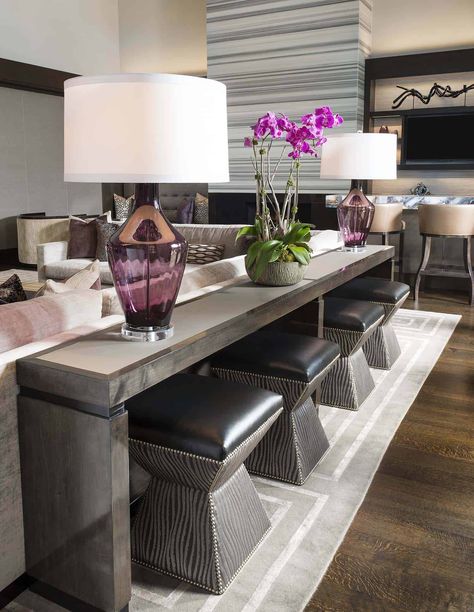 Luxurious modern home with striking entertaining spaces in Texas Farmhouse Sofa Table, Sofa Table Design, Sofa Table Decor, Contemporary Style Homes, Contemporary Home Decor, Design Living Room, Couches Living Room, Sofa Table, Home Decor Tips