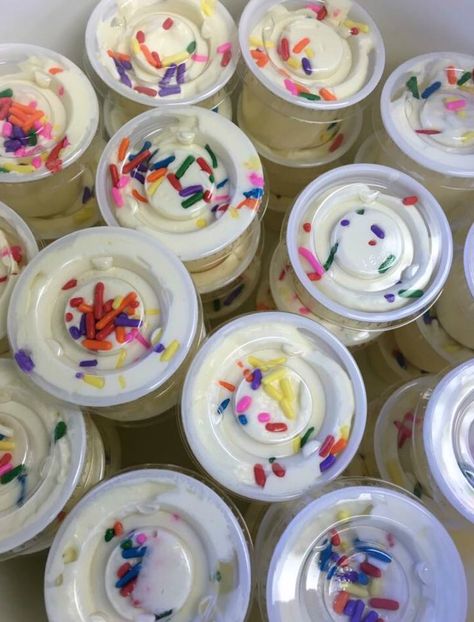 Birthday Cake Pudding Shots Birthday Cake Pudding Shots, Cake Pudding Shots, Birthday Cake Pudding, Birthday Cake Ideas For Adults, Birthday Cake Shots, Pudding Shot Recipes, Alcohol Shots, Jello Shots Vodka, Jello Pudding Shots