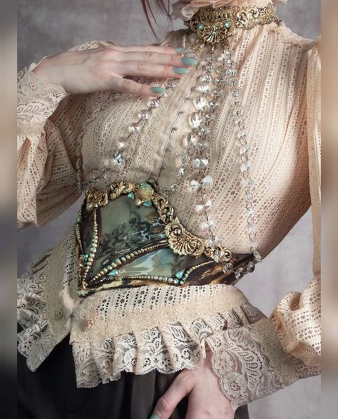 Feminine Prince Outfit, Crystal Inspired Fashion, Jewelry Reference Drawing, Fancy Corset Outfit, Steampunk Aesthetic Clothes, Crystals Aesthetic Outfit, Fantasy Outfits Aesthetic, Crystal Outfit Aesthetic, Godlike Outfits