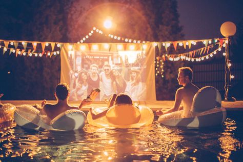 Backyard Movie Night Party, Pool Movie, Epic Pools, Night Pool Party, Backyard Pool Parties, Danny Zuko, Pool Fun, Backyard Movie Nights, Pool Party Decorations