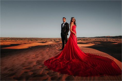 Pre Wedding Save The Date, Bride Reception Outfit, Trail Gown, Gown Poses, Pre Wedding Photoshoot Beach, Mehendi Photography, Pre Wedding Ideas, Pre Wedding Photoshoot Props, Flying Dress