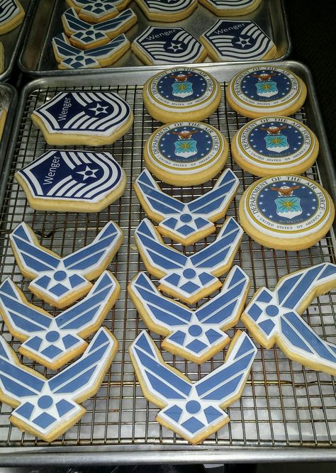 Air Force Promotion Party Ideas, Air Force Graduation Party Ideas, Air Force Wedding Ideas, Air Force Cookies Decorated, Air Force Decorations Parties, Airforce Retirement Party Ideas, Air Force Retirement Party Decorations, Air Force Promotion Party, Airforce Cookies Decorated