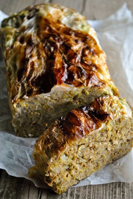 Meatless Loaf, Vegan Lentil Loaf, Vegan Meatloaf Recipe, Vegan Loaf, Nut Roast, Cheap Vegan Meals, Vegan Meatloaf, Lentil Loaf, Cheap Vegan