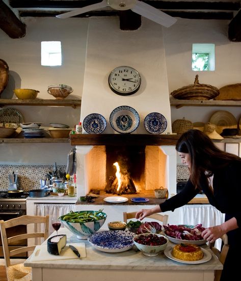 Italian House Interior, Italian Style Home, Italian Home Decor, Italian Country, Tafel Decor, Italian House, Casa Country, Open Dining Room, Italian Home