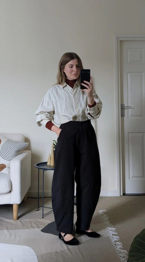 The Art of Layering - by Angharad Jones - The Jones Report Shirt And Turtleneck Outfit, Layering Shirts Outfit, Layered Turtleneck Outfit, Black Turtleneck Outfit Layering, Shirt Over Turtleneck, Angharad Jones, Turtleneck Outfit Layering, Black Turtleneck Outfit, Outfit Layering