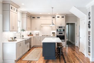 TWO TONE KITCHEN- SCHROCK ENTRA - Contemporary - Kitchen - Other - by Cabinetry Of Pinehurst | Houzz Schrock Cabinets, Contemporary Kitchen Remodel, Classic Cabinets, White Marble Kitchen, Marble Tile Bathroom, Two Tone Kitchen, Flat Panel Cabinets, Brown Floors, Kitchen Size