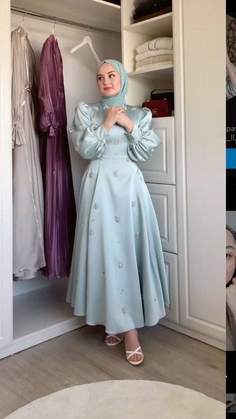 Modest Graduation Outfit, Dressy Fashion Outfits, Modesty Dress, Detail Couture, Soiree Dresses, Modest Dresses Fashion, Kebaya Dress, Girls Dress Outfits, Soiree Dress