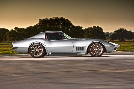 700hp Pro Touring 1968 Chevrolet Corvette is as Pretty as it is Mean Corvette History, Corvette Summer, C3 Corvette, Corvette C3, Chevrolet Corvette Stingray, Custom Muscle Cars, Pro Touring, Chevy Corvette, Corvette Stingray