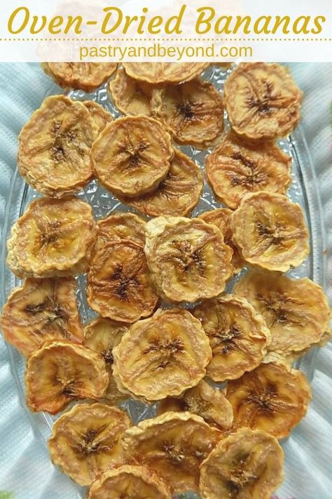 Dehydrated Bananas, Dried Bananas, Dehydrated Fruit, Banana Chips, Potato Cakes, Dehydrated Food, Dried Strawberries, Dehydrator Recipes, Dried Fruits