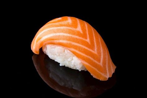 Sushi Catering, Sake Sushi, Japanese Food Photography, Salmon Nigiri, Japan Street Food, Conveyor Belt Sushi, Sushi Nigiri, Nigiri Sushi, Sushi Night