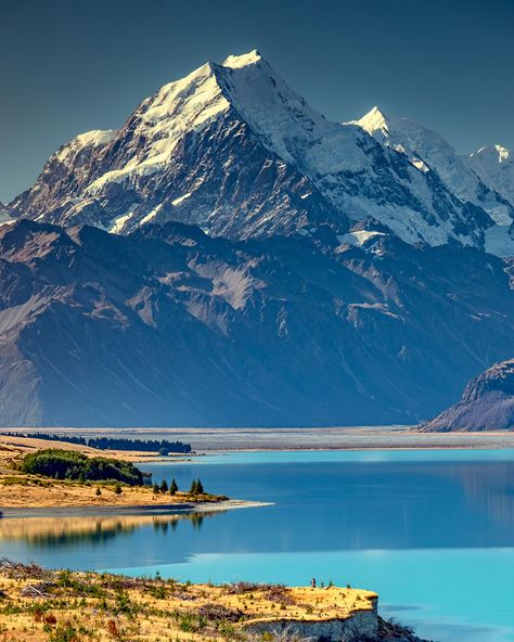 Mount Cook New Zealand, Natur Tattoo Arm, Aoraki Mount Cook, Relatable Poetry, New Zealand Adventure, Maori Tattoos, Mount Cook, New Zealand Landscape, Visit New Zealand