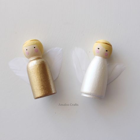 Peg Doll Ornaments Diy, Angel Peg Doll, Peg Doll Angel, Xmas Decorations Diy, Christmas Cards Kids, Wood Peg Dolls, Doll Diy Crafts, Peg People, Xmas Diy