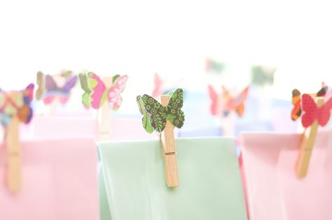 Butterflies goody bags, favor bags | parties | Pinterest Butterfly Goodie Bags, Butterfly Themed Birthday Party, Birthday Party Goodie Bags, Fairy Garden Birthday Party, 1st Birthday Party For Girls, Ideas Cumpleaños, Diy Party Favors, Garden Party Birthday, Fairy Party