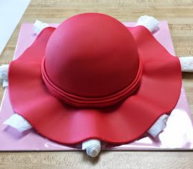 Hat Cake, Decoration Tips, Creative Cake Decorating, Fondant Cake Toppers, Cake Blog, Beautiful Birthday Cakes, Cakes For Women, Cake Board, Diy Cake