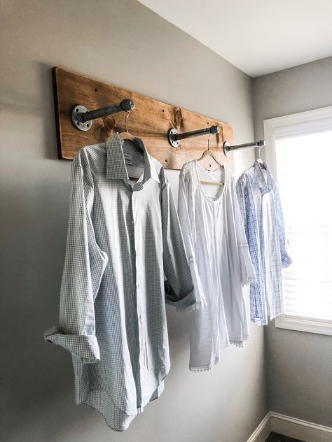 Clothes Rack On Wall, Diy Farmhouse Decoration, Diy Clothes Rack, Farmhouse Laundry, Farmhouse Laundry Room, Laundry Room Remodel, Laundry Decor, Laundry Room Diy, Room Renovation