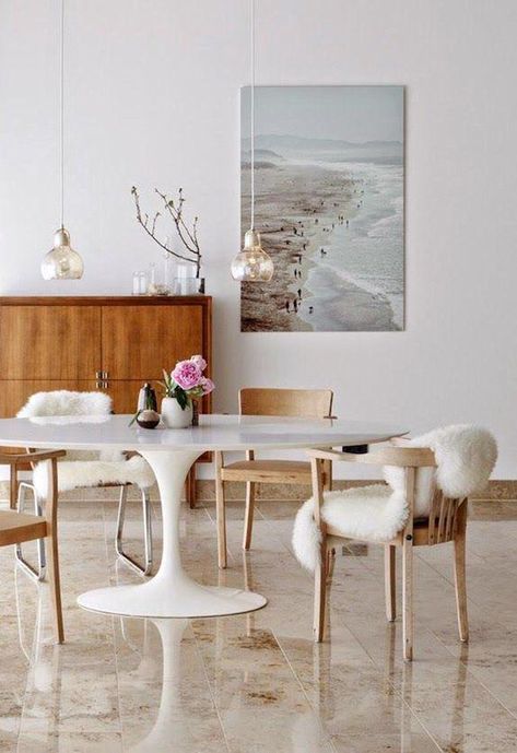 Saarinen Tulip Table, Saarinen Table, Tulip Dining Table, Dining Room Design Modern, Tulip Table, Modern Dining Room Tables, Design Salon, Eero Saarinen, Modern Dining Room