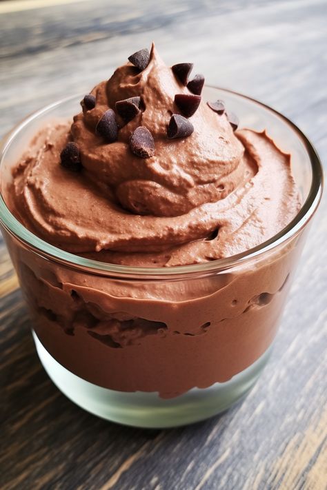 Simplest Ever Homemade Mousse Recipe Pudding Flavors, Make Ahead Desserts, Coconut Pecan, Dessert Easy, Pecan Cake, Instant Pudding Mix, Whip Cream, Crunchy Pecans, Mousse Recipes