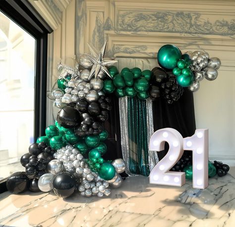 PRICES MAY VARY. 【Elegant Luxury Party Decor】Black and Silver Party Decorations, Perfectly complement your emerald green balloons with black and silver decor pieces for a cohesive and elegant look. Stunning Emerald Green Balloons，Elevate your party decor with our high-quality balloons that exude sophistication and style! 【Reliable Consistent Color Balloons】 100% real photography by using Color Correction Card，Providing True Color of every single balloons,look shining and exquisite.The starburst Emerald Green And Black Birthday Decor, Green Decorations Party Birthdays, Green And Silver Birthday Decorations, Green Black And Silver Party Decorations, Black And Green Decorations Party, Black And Green Birthday Decor, Emerald Green Balloon Decoration, Emerald Birthday Party, Dark Green Birthday Theme