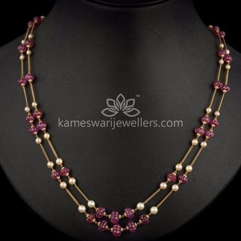 Kameswari Jewellers, Ruby Flower, Gold Pearl Jewelry, Pearl Jewelry Design, Gold Jewelry Simple Necklace, Gold Chain Design, Pearl Necklace Designs, Gold Pendant Jewelry, Black Beaded Jewelry