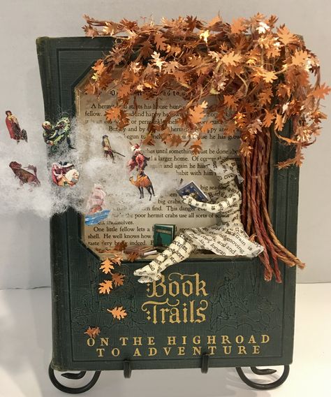 Altered Book Diorama by Dawn Morehead Altered Books Ideas, Book Dioramas, Book Diorama, Diorama Paper, Diorama Art, Book Art Sculptures, Book Art Projects, Bookshelf Art, Altered Book Art