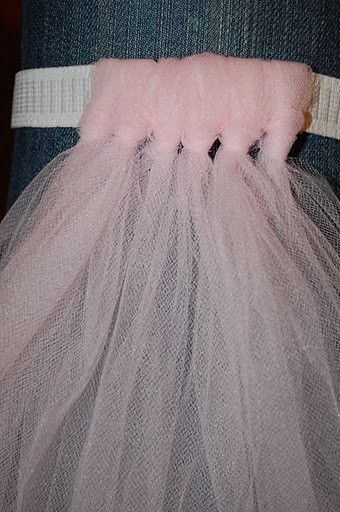 DIY tulle skirt Easy Tutu, Homemade Tutu, Tutu Diy, Diy Tutus, Tutu Tutorial, No Sew Tutu, How To Make Tutu, Tutu Party, Diy Tutu