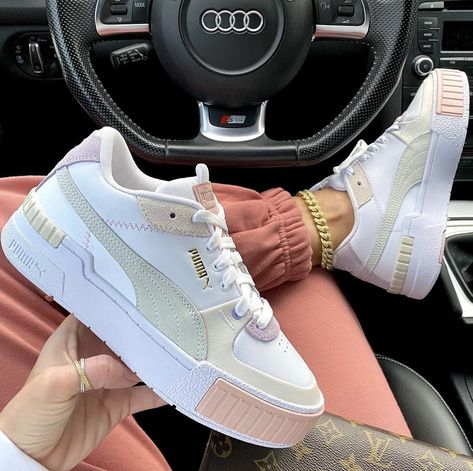 SNEAKERS INSPO on Twitter: "Puma Cali… " Puma Sneakers Outfit, Puma Sneakers Womens, Puma Shoes Women, Doudoune The North Face, Puma Cali, Pretty Shoes Sneakers, All Nike Shoes, Cute Nike Shoes, Cute Sneakers