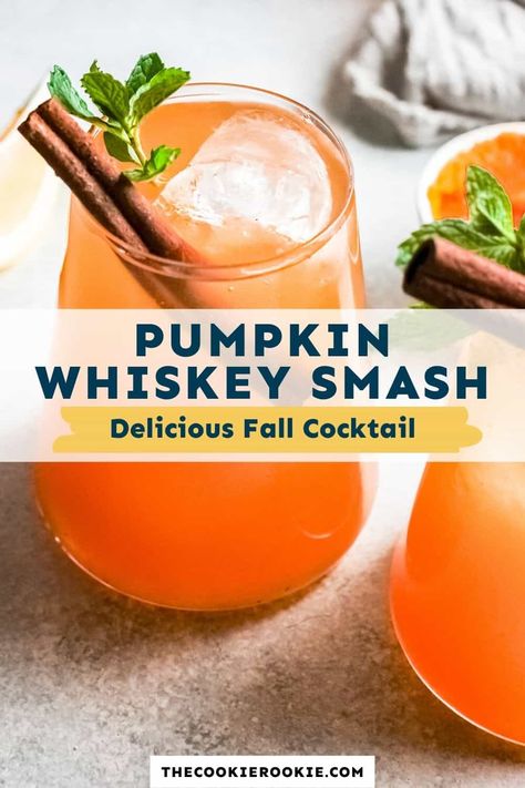 Pumpkin Spice Drinks Alcohol, Pumpkin Cocktail Recipes, Pumpkin Spice Cocktail, Pumpkin Pie Syrup, Spiced Cocktail, Simple Syrup Cocktails, Whiskey Smash, Pumpkin Syrup, Whisky Cocktail