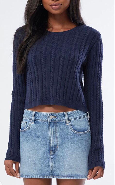 Kendall And Kylie Collection, Cropped Cable Knit Sweater, Jenner Sisters, Sweater Cropped, Sweater Trends, Kendall And Kylie Jenner, Flirty Dresses, Sweater Crop, Kendall And Kylie