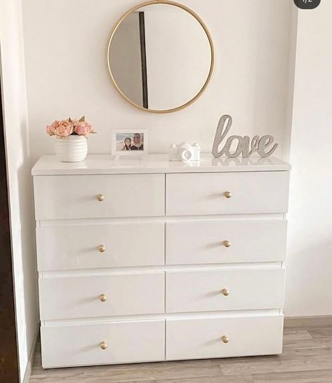 Chest drawer available DM for order #namaslay #namaslaycustomstore #namaslaydecor Bedroom With Chest Of Drawers, Chest Drawer Decor Ideas, Bedroom Dressing Table Modern, Chest Of Drawers Decor, Modern Dressing Table Designs, Dressing Table Modern, Modern Dressing Table, Mirror Dressing Table, Bedside Table Decor