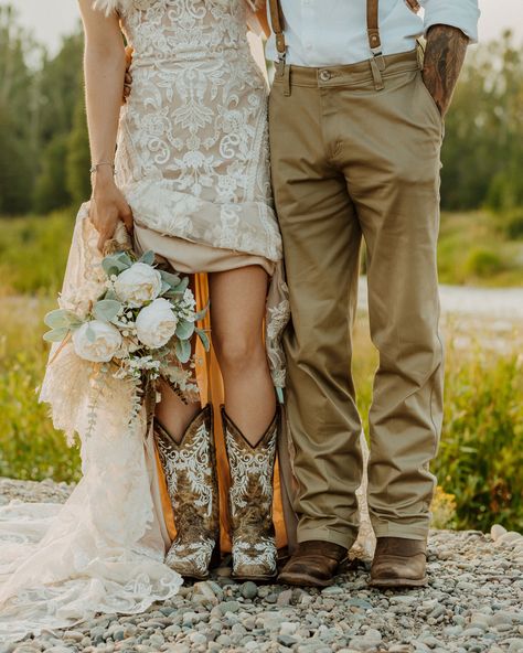 Mountain wedding boots Ring Bearer Outfit Jeans Cowboy Boots, Wedding Jeans And Boots, Western Wedding Portraits, Western Wedding Poses, Groom In Jeans And Boots, Western Wedding Photo Ideas, Western Wedding Boots, Groom In Jeans, Western Elopement