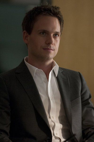 Patrick J. Adams (Mike Ross) - Suits Suits Mike And Rachel, Mike Ross Suits, Mike Suits, Patrick Adams, Mike Ross, Specter Suits, Suits Tv Series, Patrick J Adams, Harvey Specter Suits