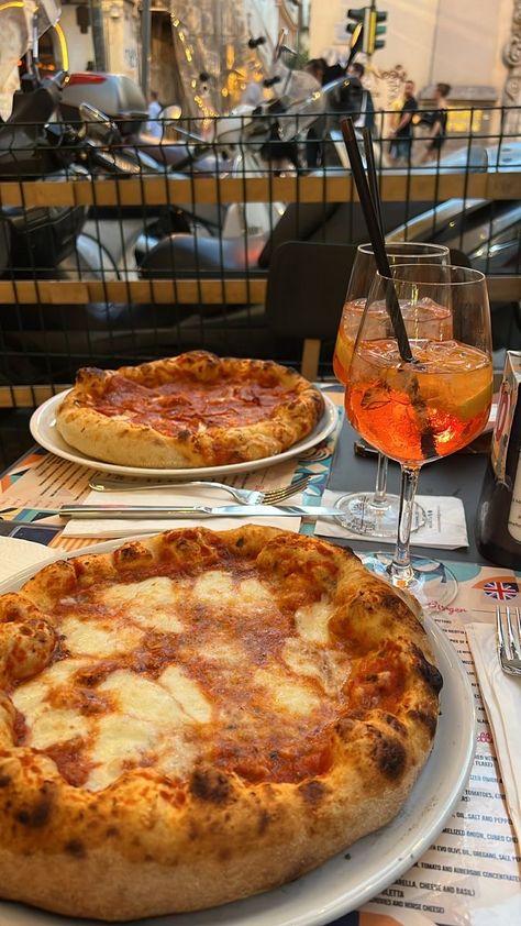 Aperol Spritz Italy Aesthetic, Italy Sicily Aesthetic, Italian Aperol Spritz, Aperol Spritz Italy, Sicily Italy Food, Italian Vacation Aesthetic, Palermo Sicily Aesthetic, Italian Food Astethic, Italian Food Aethstetic