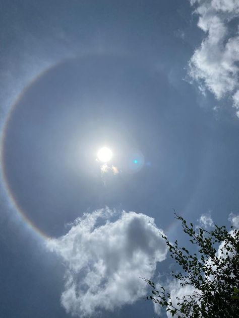 Cirrostratus Clouds, Sun Halo, Cirrus Cloud, Dispersion Of Light, Cloud Formations, Ice Crystals, High Altitude, Bangalore, The Sun