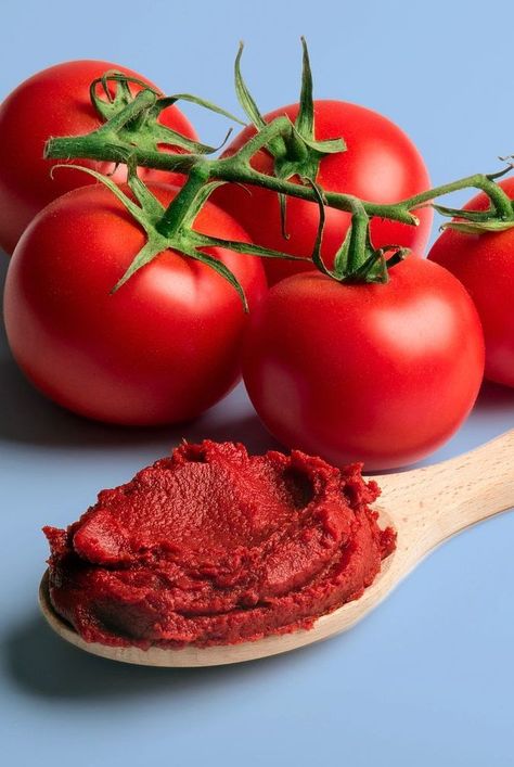 What is the difference between tomato sauce and tomato paste? We break down what each of these ingredients are, how they differ, and how to cook with each of them. Then, we discuss how marinara sauce is different from both of those ingredients, and note how to cook with it. #tomatopaste #tomatosauce #howtocook #marinara Tomato Paste To Sauce, How To Make Tomato Paste From Fresh Tomatoes, Use Up Tomato Paste, How Do You Make Tomato Paste, How To Make Tomato Sauce Out Of Tomato Paste, How To Store Tomatoes, Ground Beef Seasoning, Canned Fruits, Homemade Ketchup