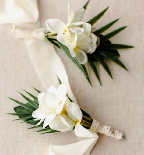 Bridal Tropical Bouquet, White Beach Wedding Reception, Hawaiian Boutineer, Beach Boutineer Ideas, Hawaiian Wedding Bouquet Simple, Tropical Blush Wedding, White And Tropical Greenery Wedding, White Tropical Boutonniere, Tropical Bridesmaid Bouquet Simple