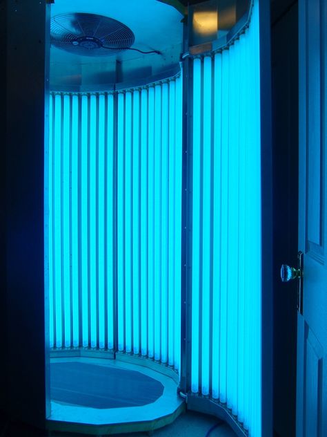 tanning Booth is thee BEST Tanning Salon Aesthetic, Tanning Salon Decor, Tanning Machine, Uv Tanning, Tanning Studio, Tanning Booth, Best Tanning Lotion, Spa Business, Indoor Tanning