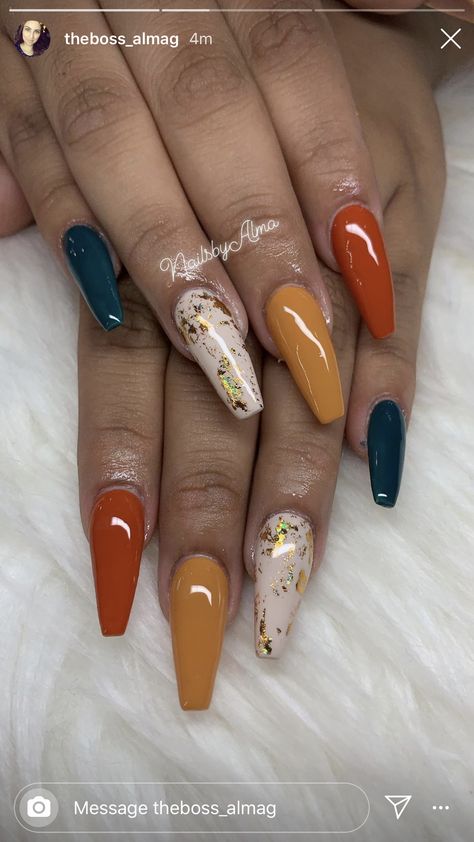 Easy Fall Nail Ideas Simple, Fall Mustard Nails, Dope Nail Designs Fall, Fall Sns Nails 2023, Fall Inspired Nails Acrylic, Fall Color Nails Acrylic, Fall Vibes Nails, Bright Fall Nails, Fall Nail Designs 2024