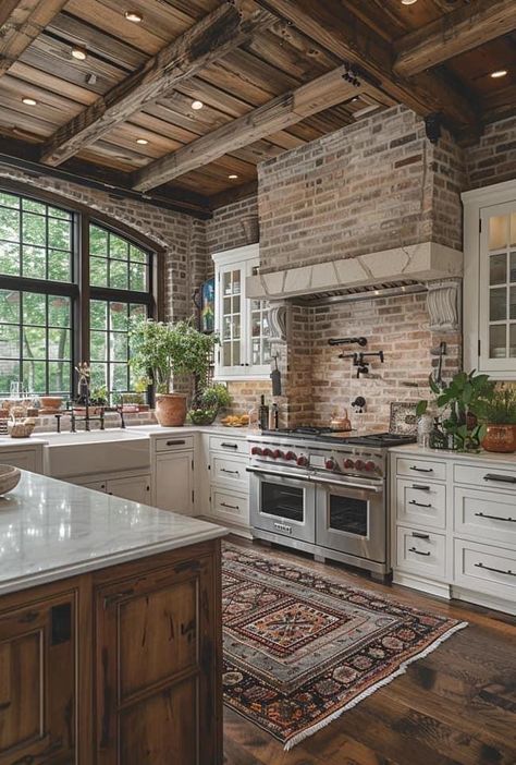 French Style Kitchen, Spanish Style Kitchen, French Country Kitchen, Vacation House, Dream Kitchens, Cozy Farmhouse, Cottage Kitchen, House Paint, Kitchen Inspo