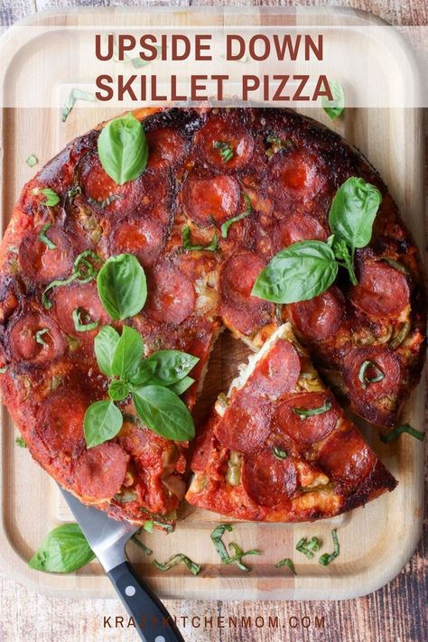 Skillet Pizza Recipe, Cast Iron Skillet Recipes Dinner, Upside Down Pizza, Cast Iron Skillet Pizza, Olive Sauce, Cast Iron Pizza, Skillet Pizza, Iron Skillet Recipes, Kinds Of Cheese