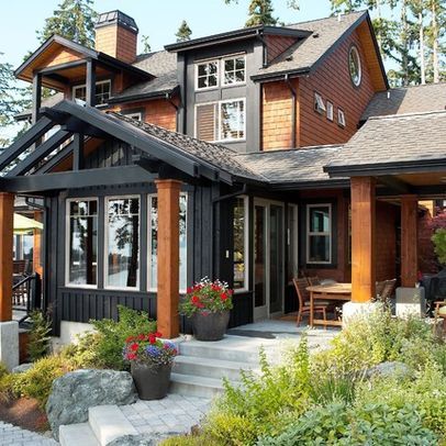 Seattle Home dark gray house exterior Design Ideas, Pictures, Remodel and Decor Dark Gray House Exterior, Dark Home Exterior, Dark Grey Houses, Gray House Exterior, Best Exterior Paint, Dark Trim, Cedar Shakes, Rustic Exterior, Seattle Homes